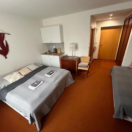 Simply Rooms Slavkov u Brna Kültér fotó