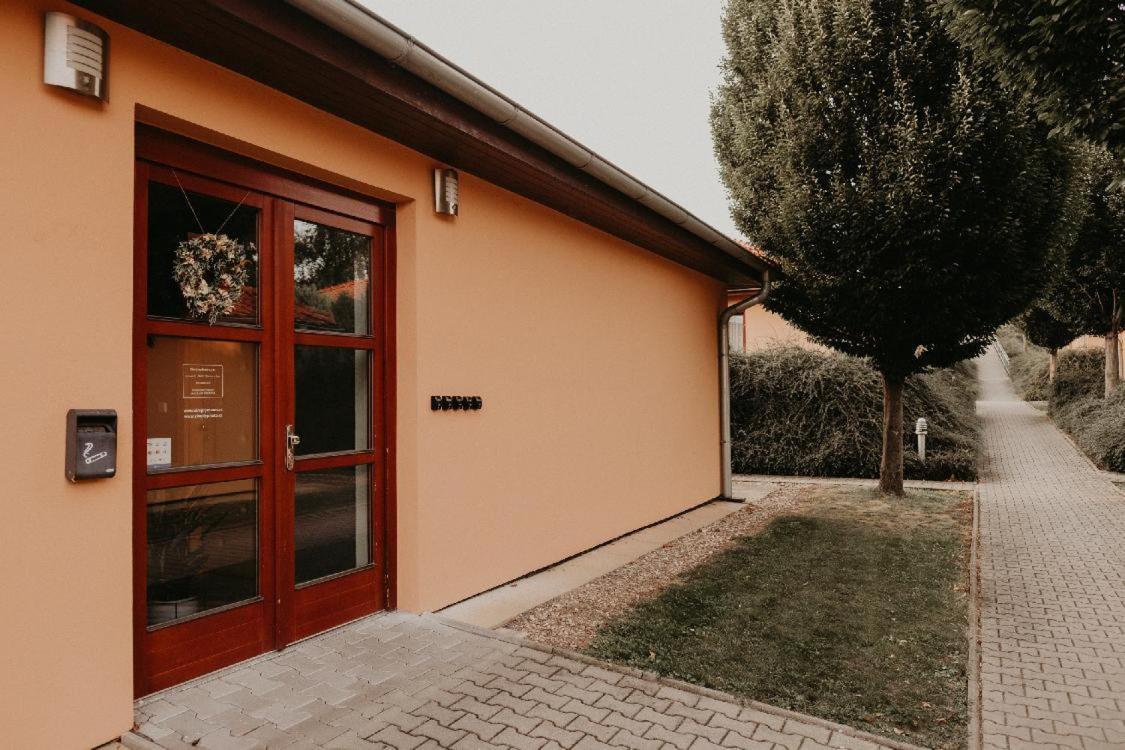 Simply Rooms Slavkov u Brna Kültér fotó