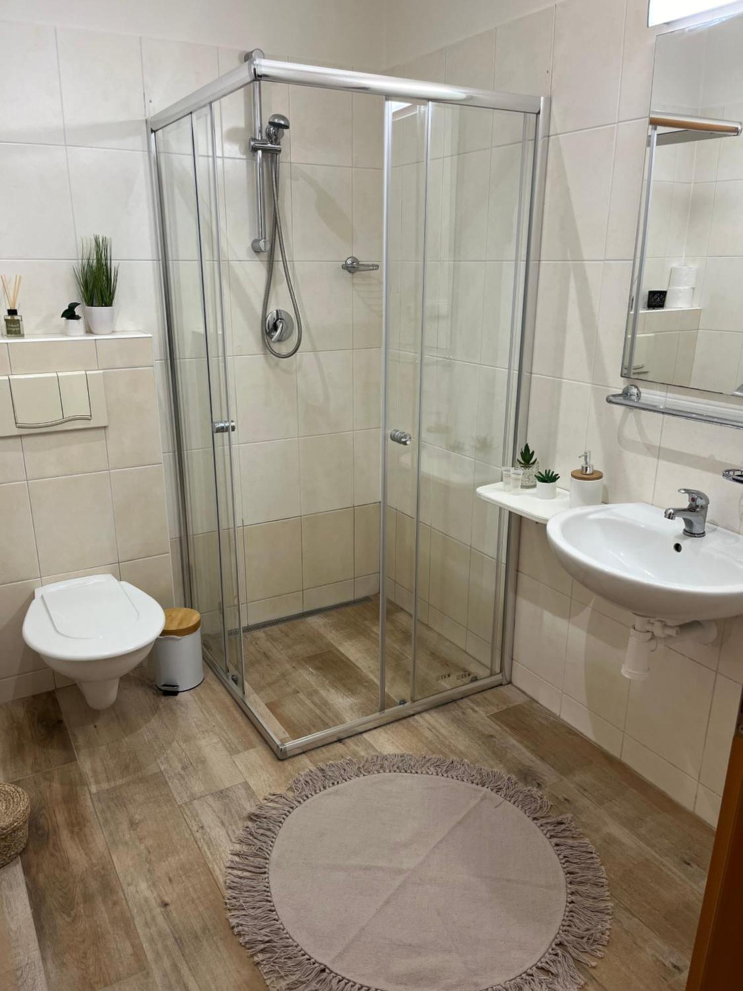 Simply Rooms Slavkov u Brna Kültér fotó